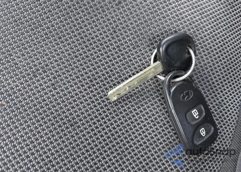 2012 Hyundai Accent Gs из США, поврежденный, VIN KMHCT5AE0CU010189